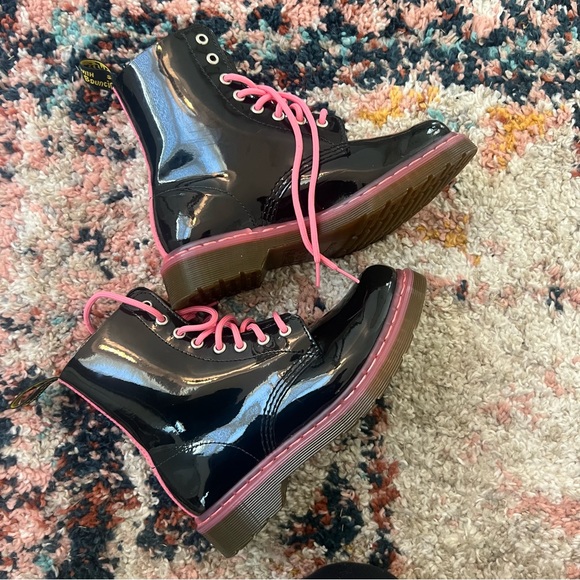 Dr. Martens Shoes - Pink and black DR. Marten boots